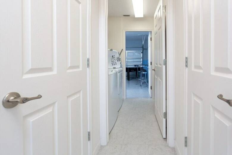 Villa Svv 003 - Providence Retreat 6 Bed Pool Home