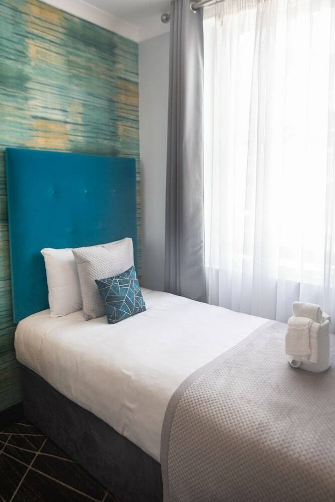 Paddington Park Hotel