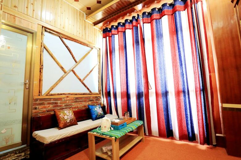 Blue Bird Boutique Hotel