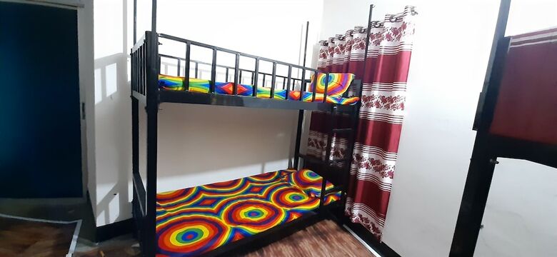 Hostal Bachelor Point Home Stay