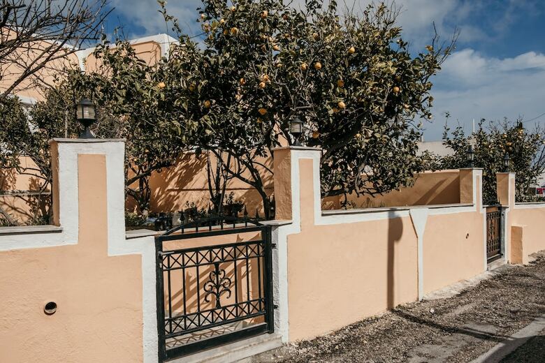 Hotel White Cave Suites