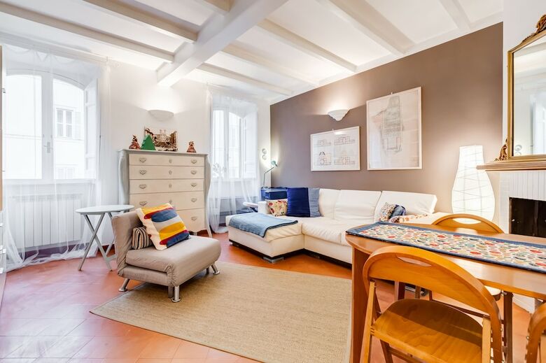 Apartment In Campo de Fiori With Netflix