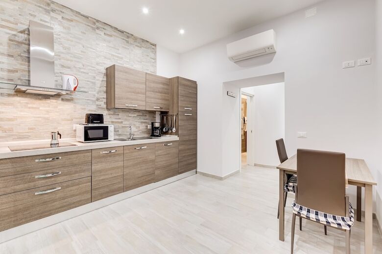 Beautiful Apartment Near Ara Pacis
