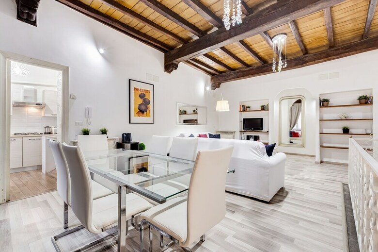 Charming Apartment In Campo de Fiori