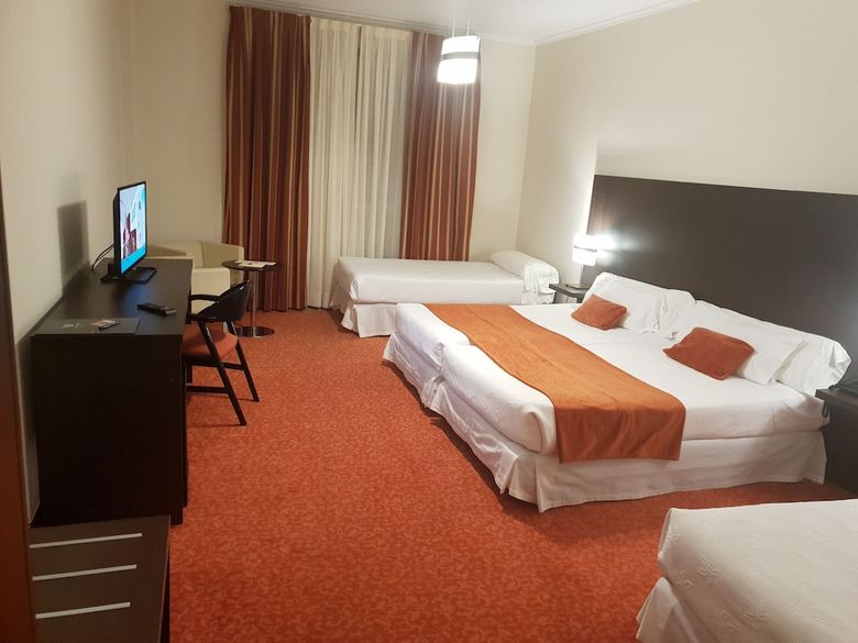 Hotel O Val Do Naseiro
