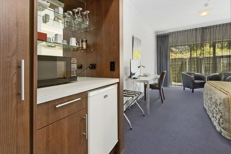 Amethyst Court Motorlodge