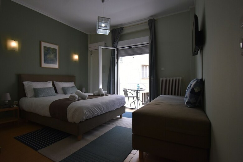 Apartamentos Check Point - Plaka