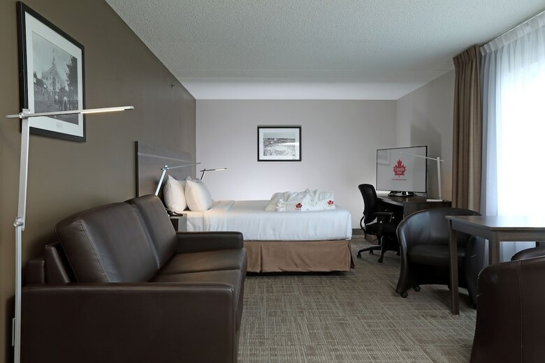 Hotel Canad Inns Destination Centre Brandon