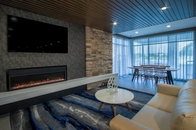 Hotel Fairfield Inn & Suites Duncan