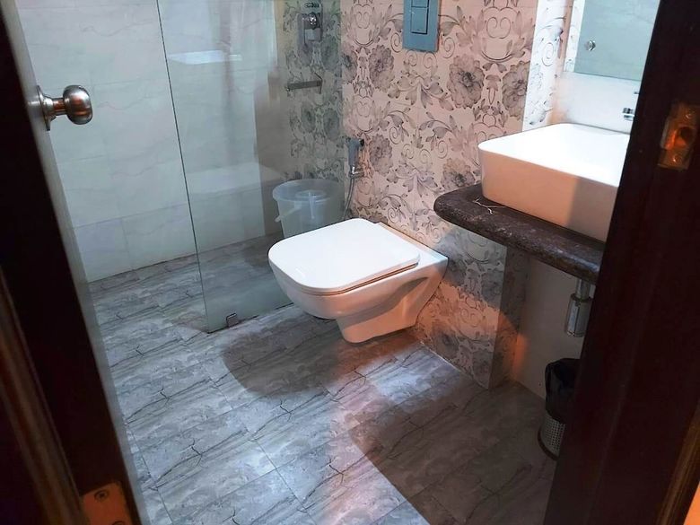 Hotel Corooms Sanvi Prime Unitech Cyber Park