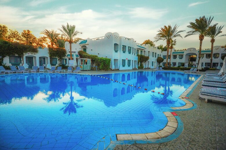 Falcon Hills Hotel