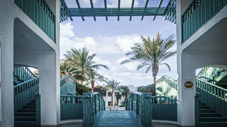 Falcon Hills Hotel