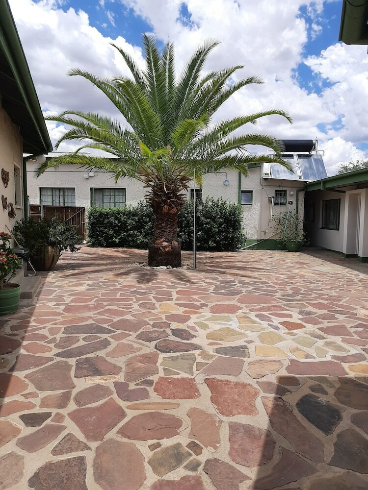 Hotel Ramblers Self Catering