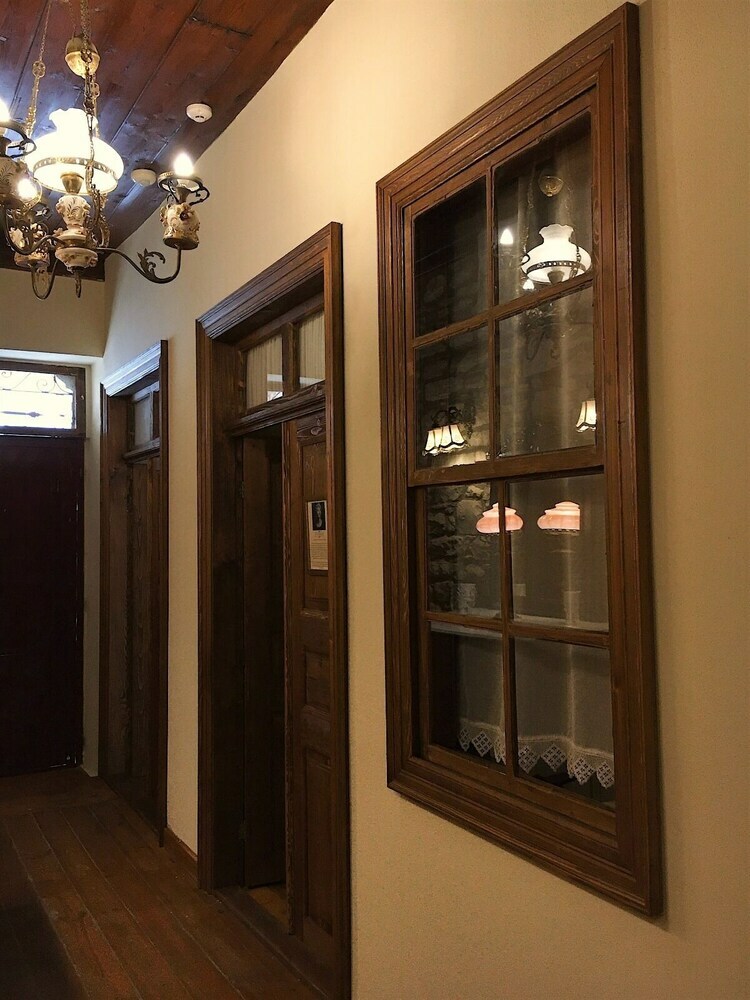 Hotel 1870's Tas Konak Otel