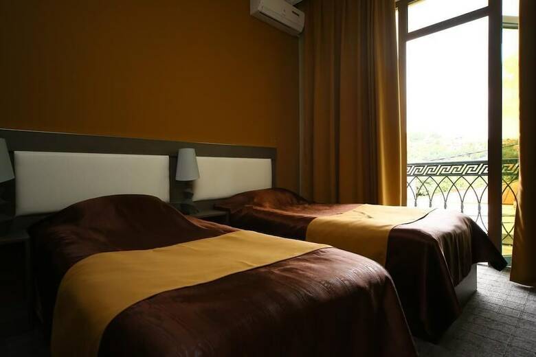 Hotel Discovery
