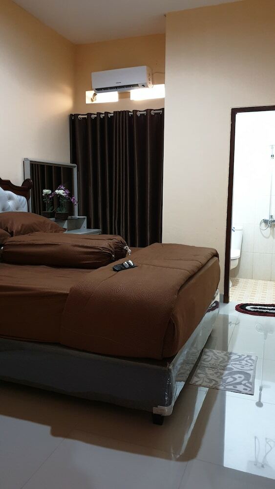Villa Guest House Puri 3 Bedroom AC