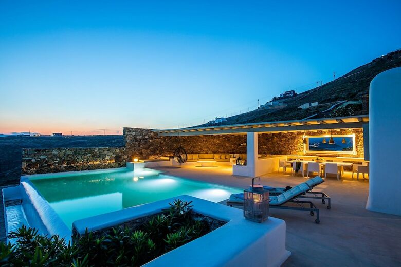 Villa Aliona By The Pearls Collection