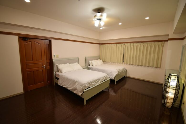 Condominium Miller's 6f