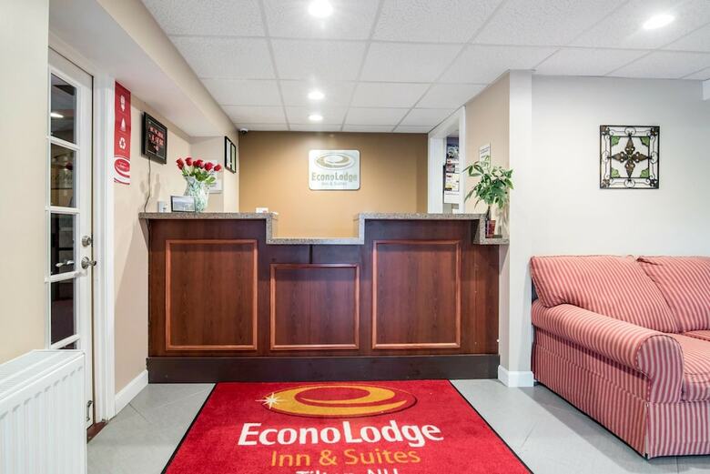 Motel Econo Lodge Inn & Suites