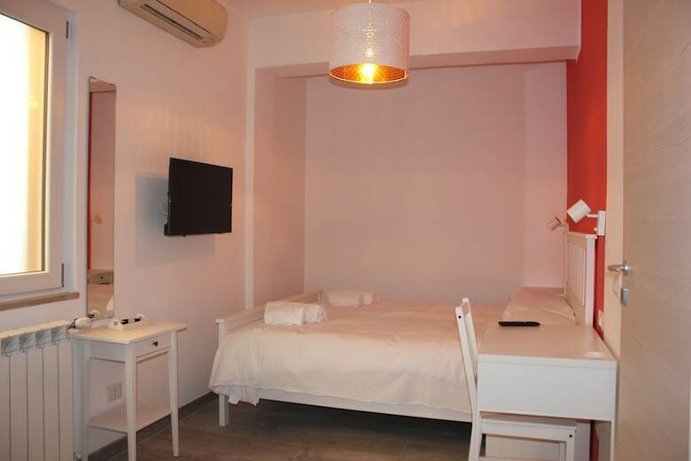 Roman Sunrise Rooms
