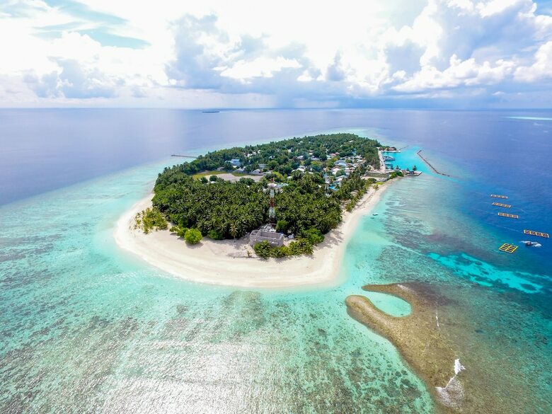 Hotel Kuri Beach View Inn