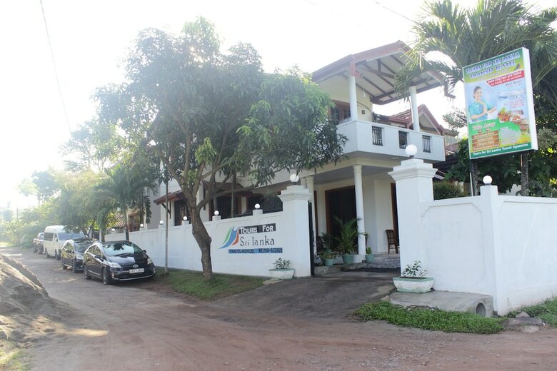 Tours For Sri Lanka Transit Hotel