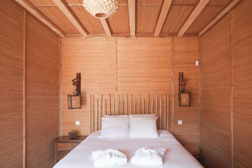 Bed & Breakfast � Lac