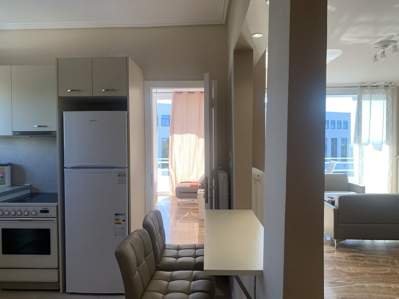 Spacious Renovated Apartment Marousi Kat
