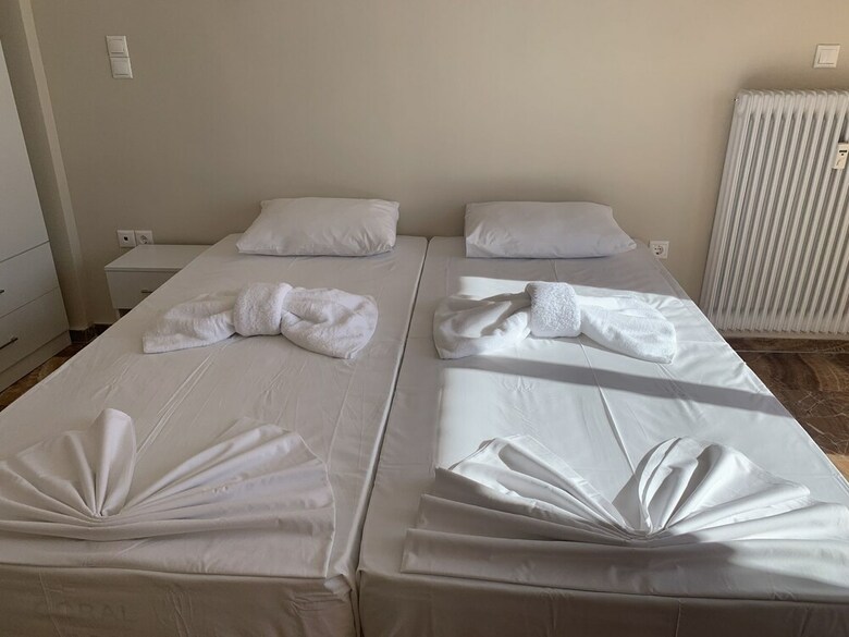 Spacious Renovated Apartment Marousi Kat