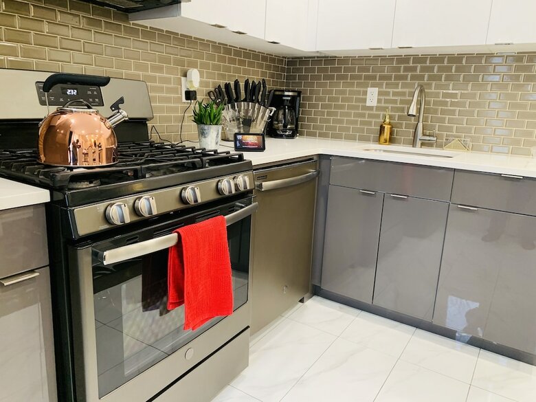 Emmanuel Luxury Living