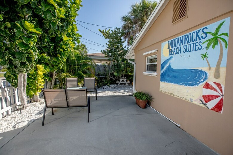Apartamentos Indian Rocks Beach Suites