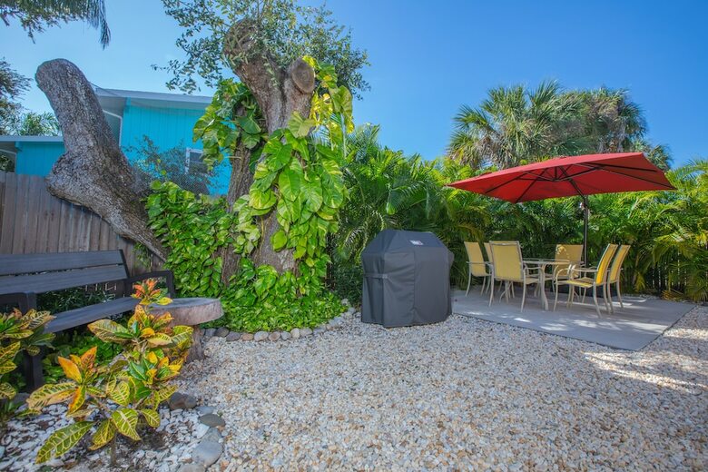 Apartamentos Indian Rocks Beach Suites