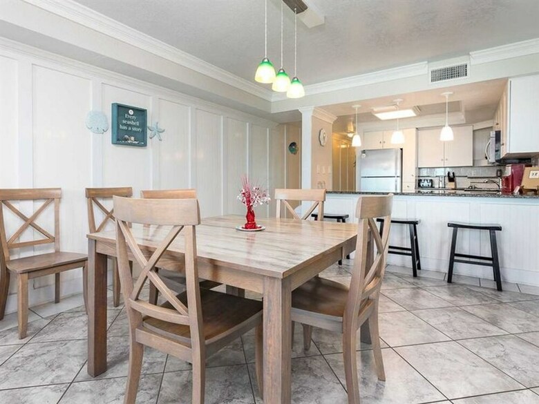 Castaways By Meyer Vacation Rentals