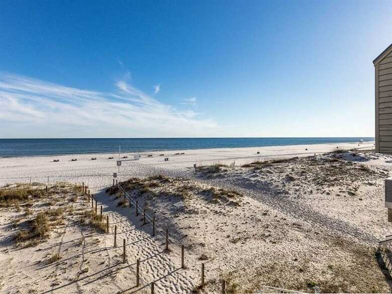 Castaways By Meyer Vacation Rentals