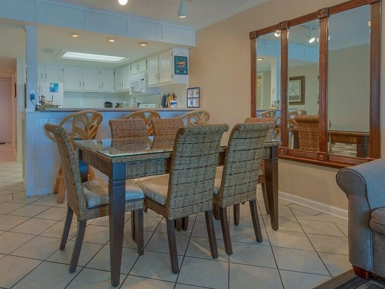 Castaways By Meyer Vacation Rentals