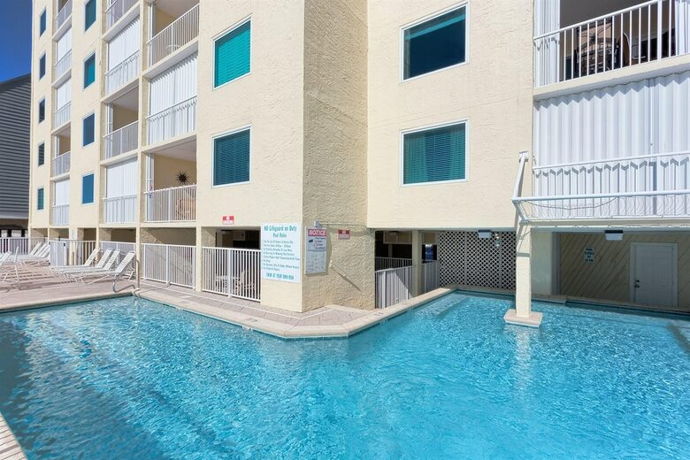 Castaways By Meyer Vacation Rentals