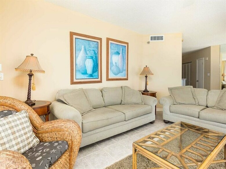 Pelican Pointe By Meyer Vacation Rentals
