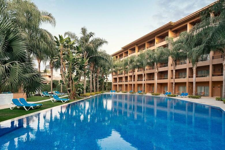 Hotel Dusit Thani Lakeview Cairo