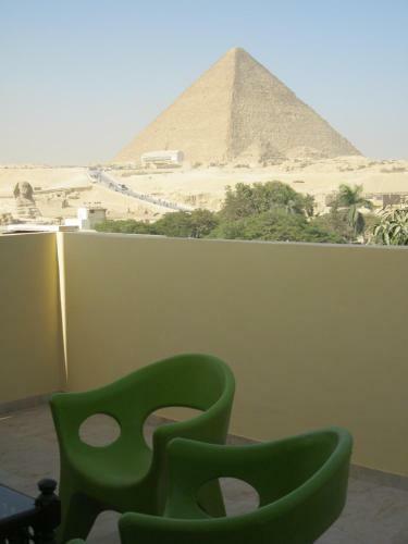 Three-bedroom Apartment At Nazlet El Semman