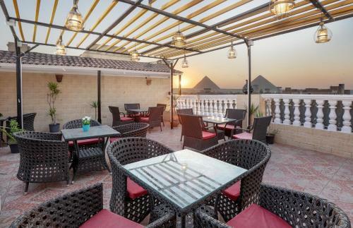 Albergue Pyramids Inn Motel