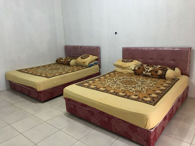 Hostal Oyo 2257 Pondok Alief