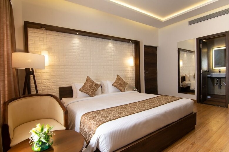 Krishnam A Business Hotel