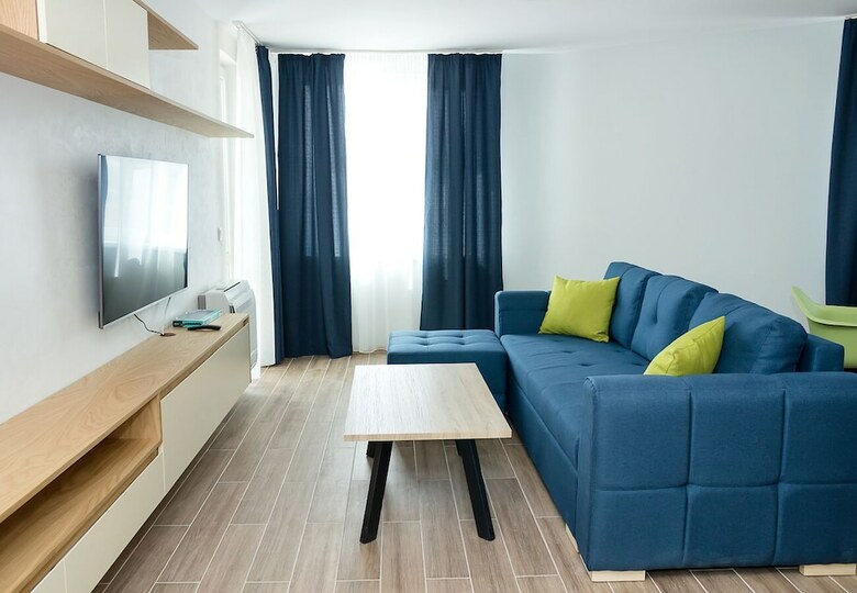 Fm Luxury 1-bdr Apartment - White Lagoon In Apartcomplex Magnolia