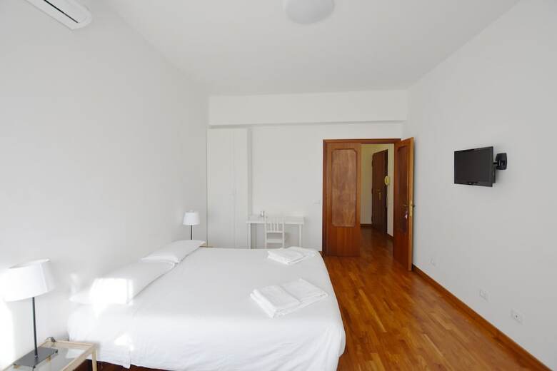 Hotel Nice & Warm Rooms
