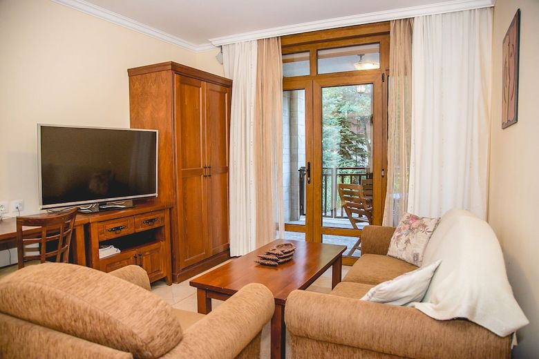 Fm Deluxe 1-bdr Apartment With Parking By Sozopol