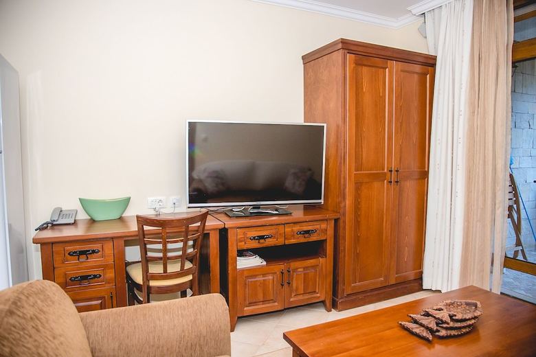 Fm Deluxe 1-bdr Apartment With Parking By Sozopol