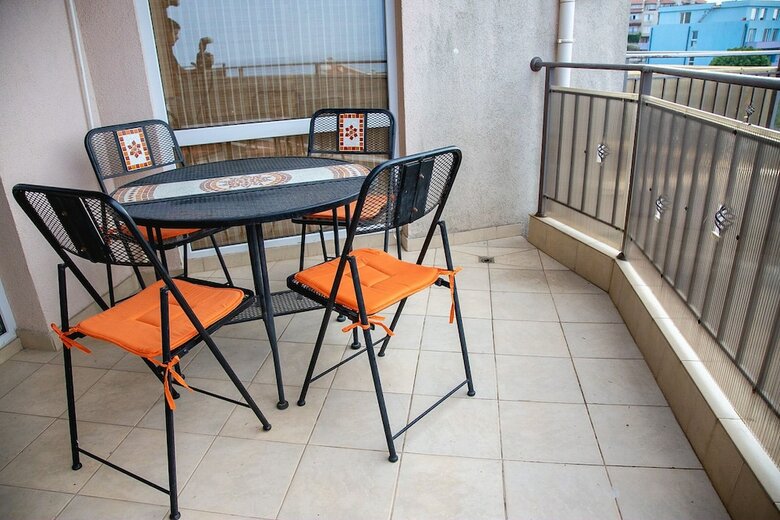 Fm Premium 1-bdr Apartment With Pool & Parking - Summertime