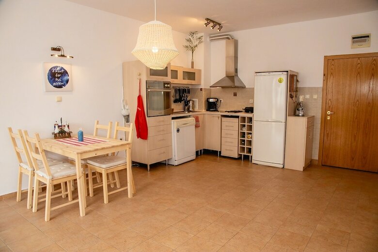Fm Premium 1-bdr Apartment With Parking - Coral Joy