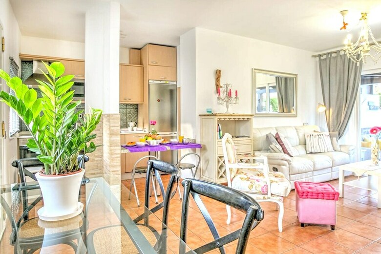 Apartment With 2 Bedrooms In Corralejo, With Wifi