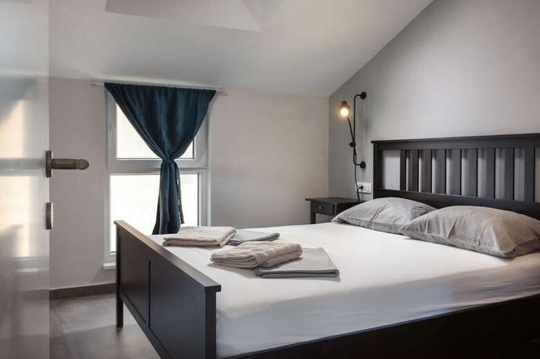 Hostal Subtub Hostel Makarska